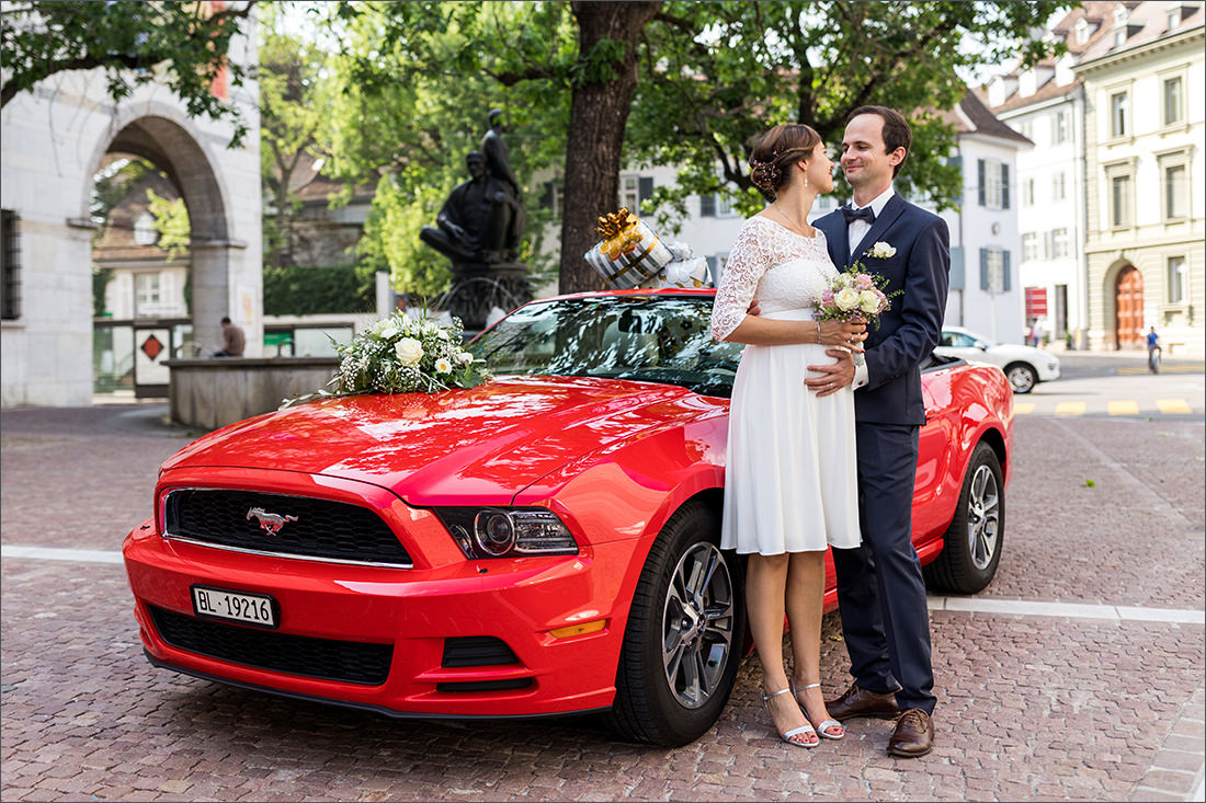 Roter Mustang Cabrio